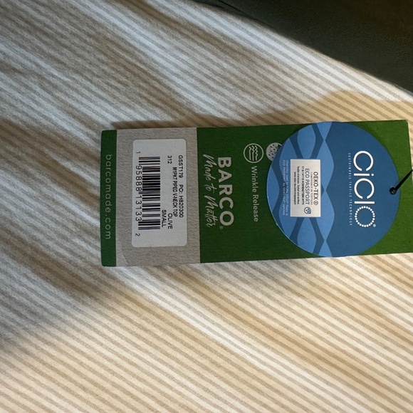 Grey’s Anamtomy Barco ACNA Scrub Top - Picture 3 of 3